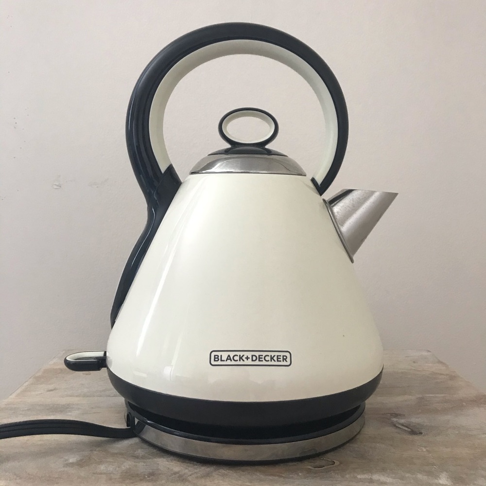 Black + Decker Vintage Inspired Kettle
